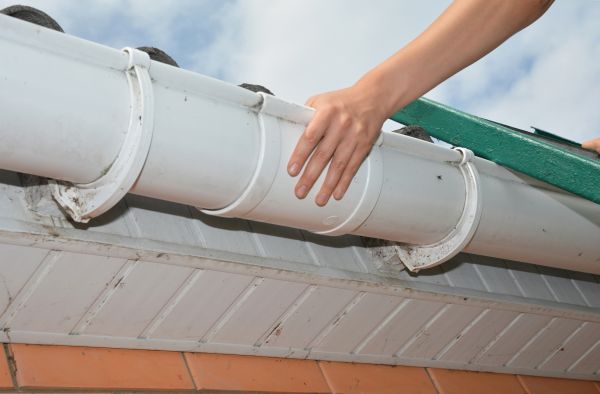 Gutter Reattachment in Marion