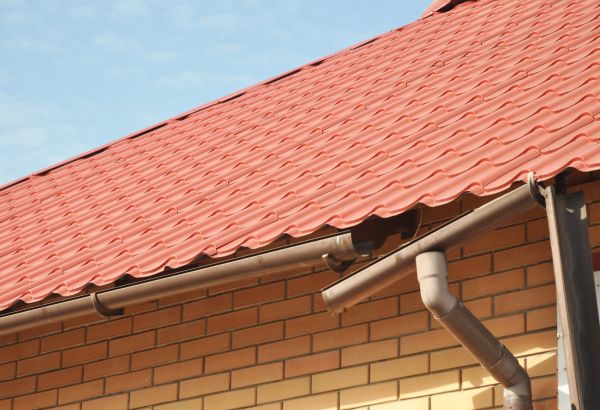 Loose Gutter Repair in Marion